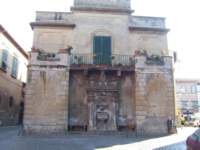 photo77_small.jpg